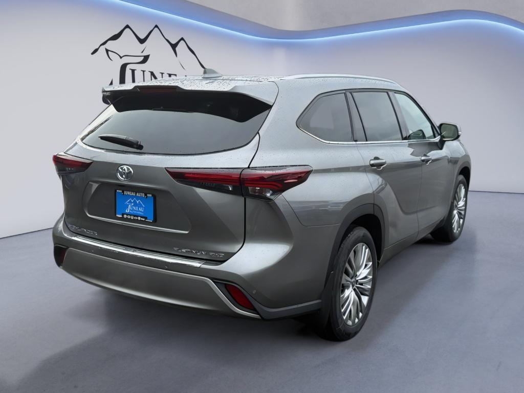 New 2026 Toyota Highlander SUV