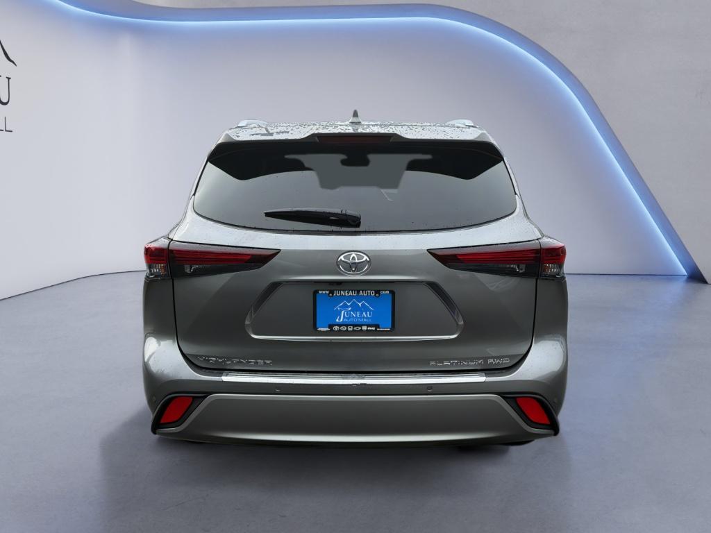 New 2026 Toyota Highlander SUV