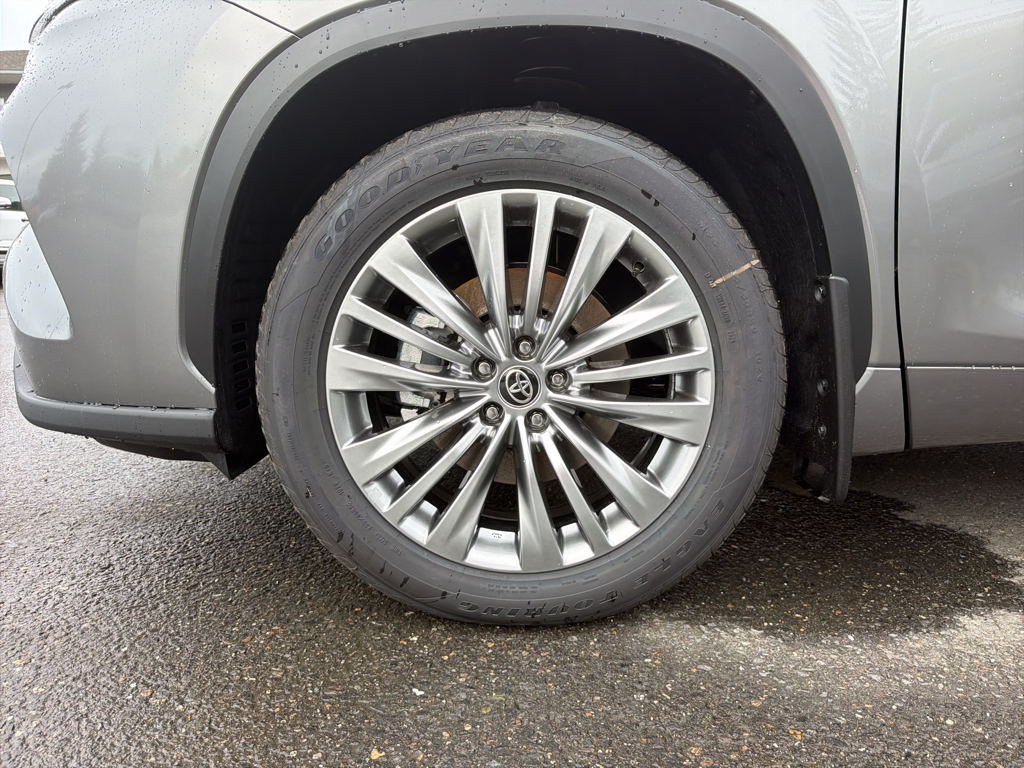 New 2026 Toyota Highlander SUV