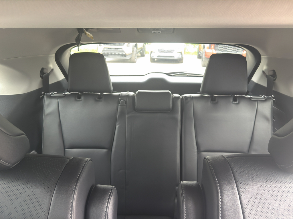 New 2026 Toyota Highlander Hybrid SUV