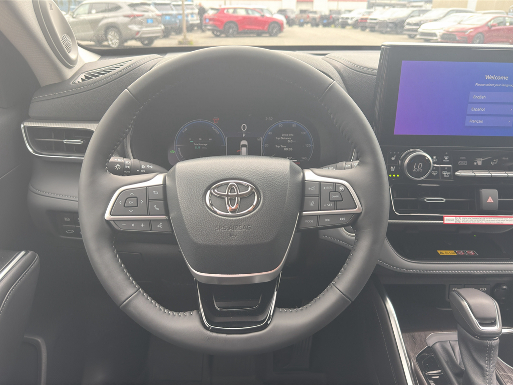 New 2026 Toyota Highlander Hybrid SUV