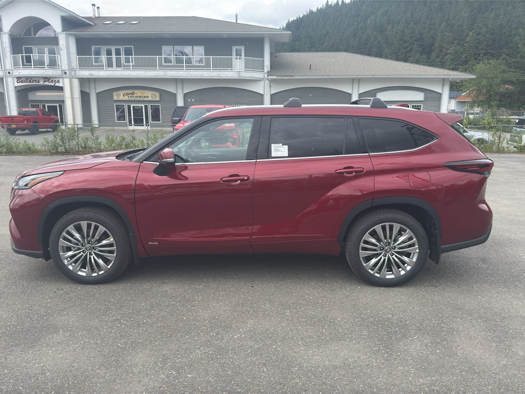 New 2026 Toyota Highlander Hybrid SUV