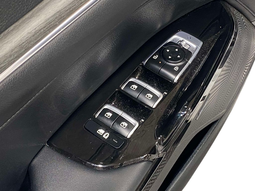 2025 Kia K5 EX - Snow White Pearl exterior view 18