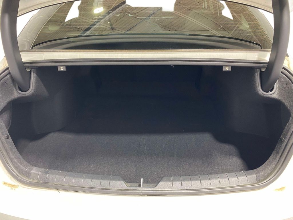 2025 Kia K5 EX - Snow White Pearl exterior view 9