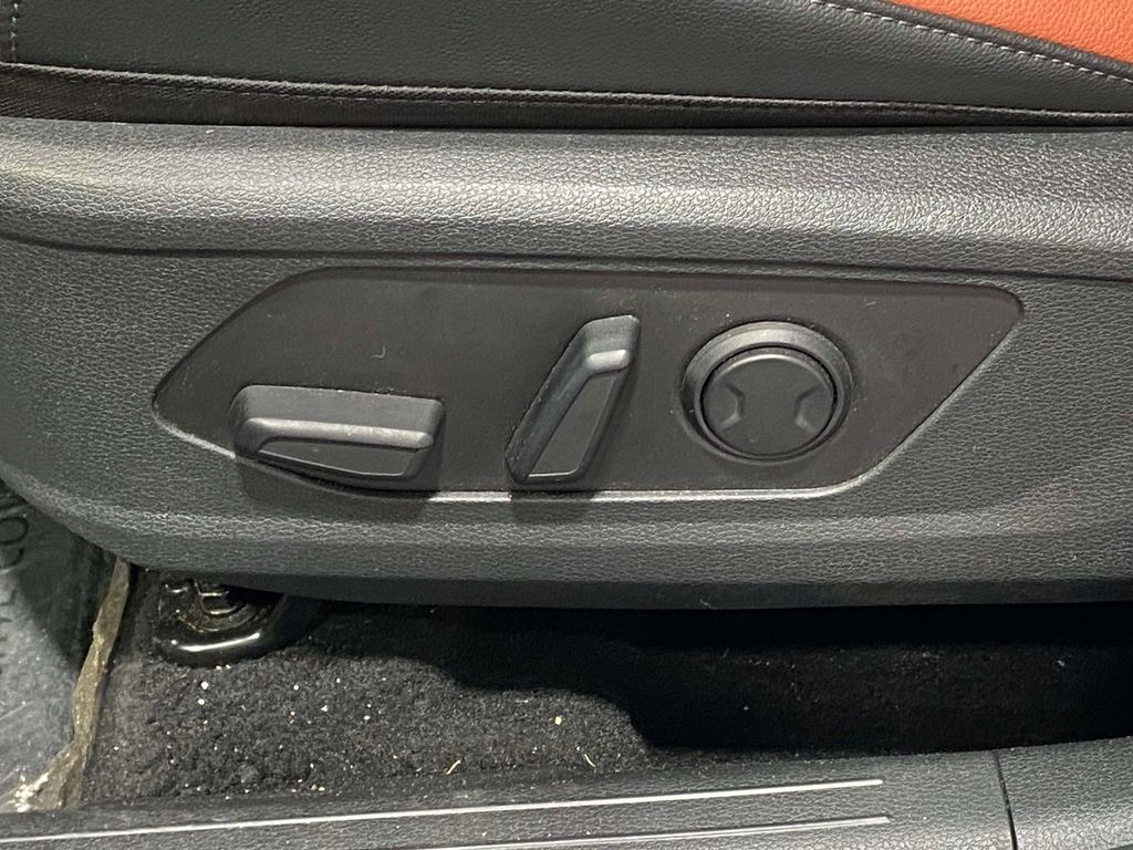 2025 Kia Sportage SX-Prestige - Wolf Gray exterior view 17