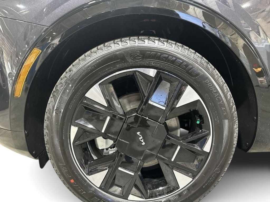 2026 Kia Sportage SX-Prestige - Panthera Metal Gray exterior view 19
