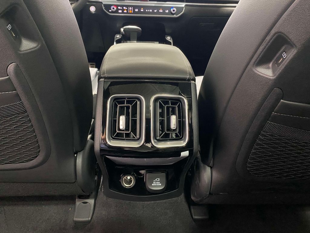 2026 Kia Sorento X-Line SX Prestige - Glacial White Pearl exterior view 12