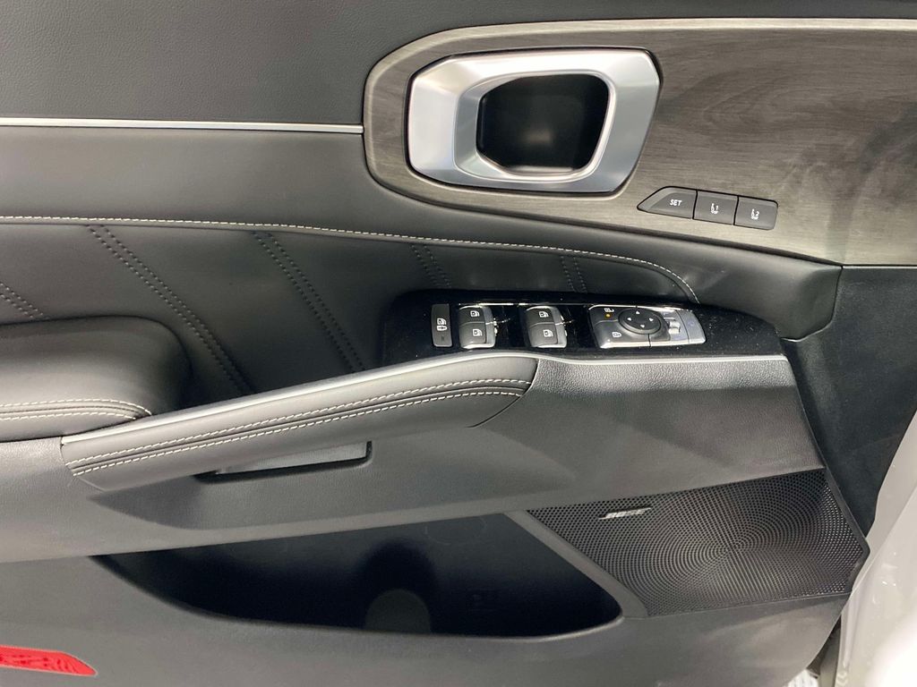 2026 Kia Sorento X-Line SX Prestige - Glacial White Pearl exterior view 19