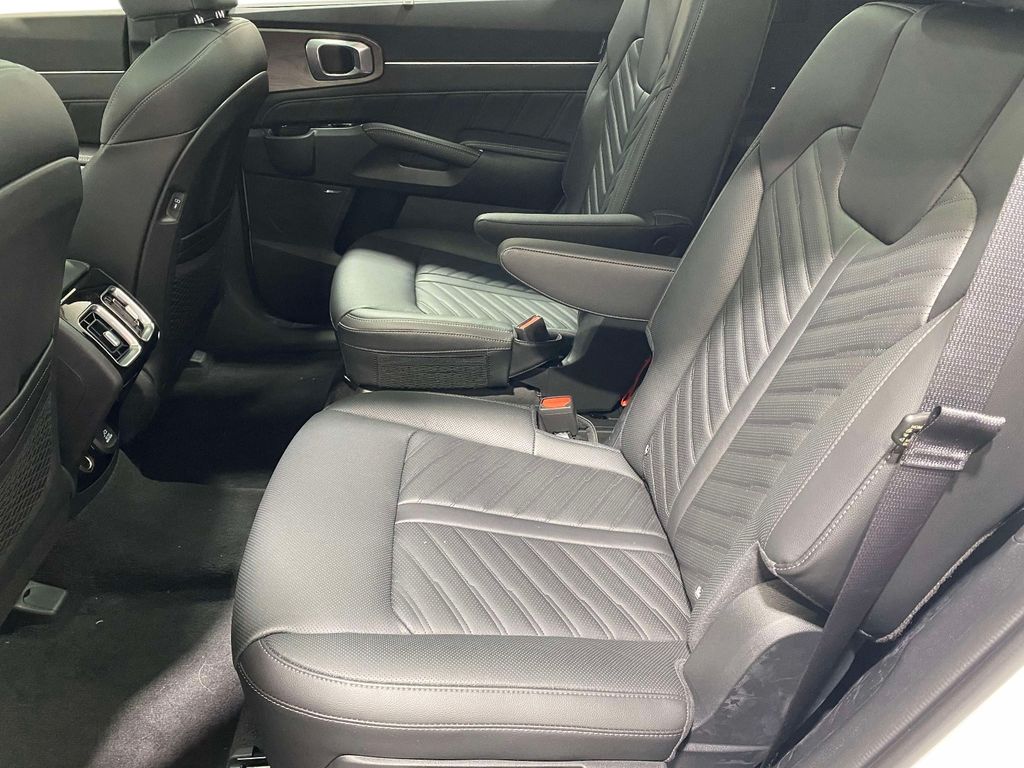 2026 Kia Sorento X-Line SX Prestige - Glacial White Pearl exterior view 11