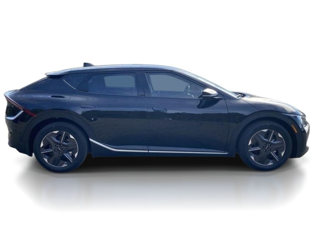 2025 Kia EV6 Light Long Range - Ebony Black exterior view 8