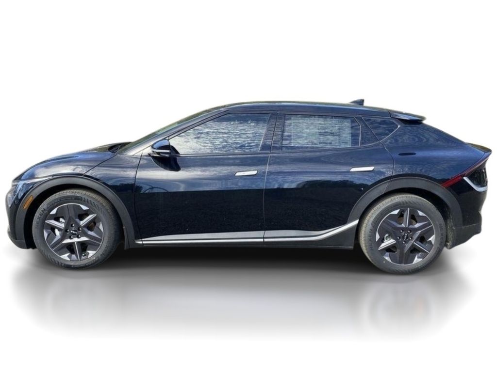 2025 Kia EV6 Light Long Range - Ebony Black exterior view 4