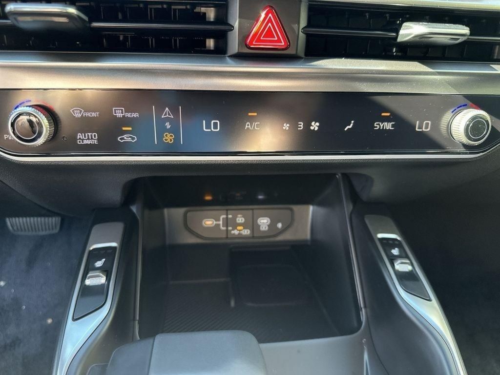 2026 Kia Sorento S - EBONY BLACK exterior view 16
