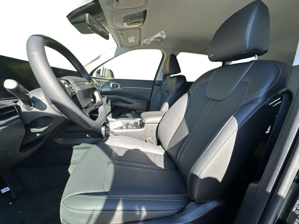 2026 Kia Sorento S - EBONY BLACK exterior view 12