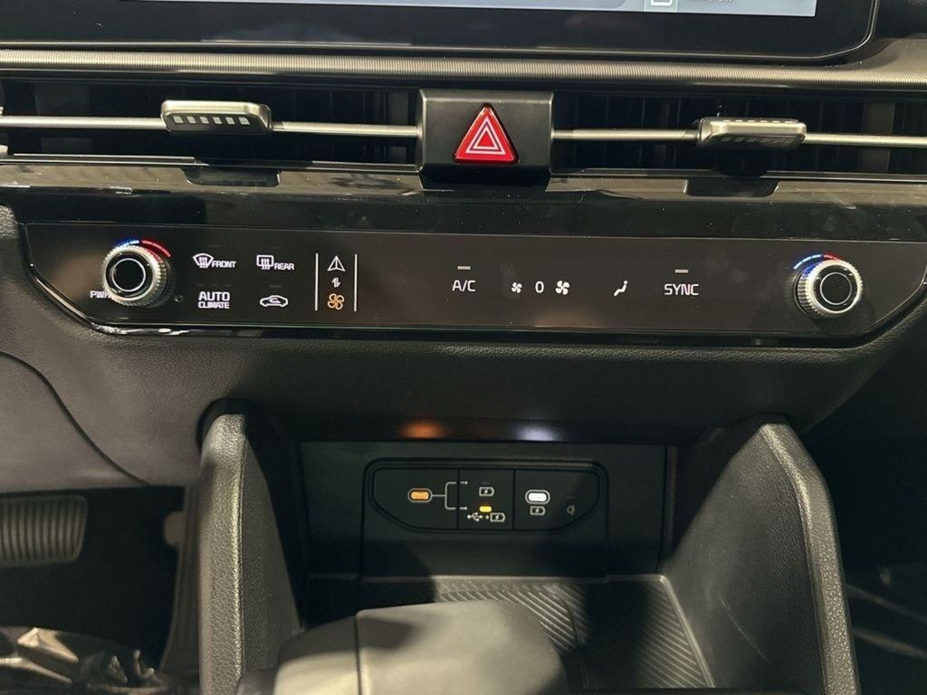 2026 Kia Sportage SX - WOLF GRAY exterior view 17
