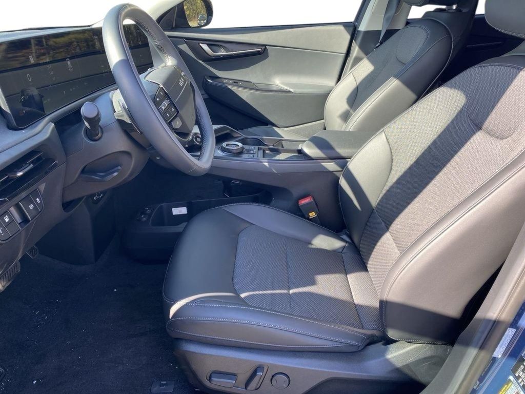 2025 Kia EV6 Light Long Range - Midnight Lake Blue exterior view 12