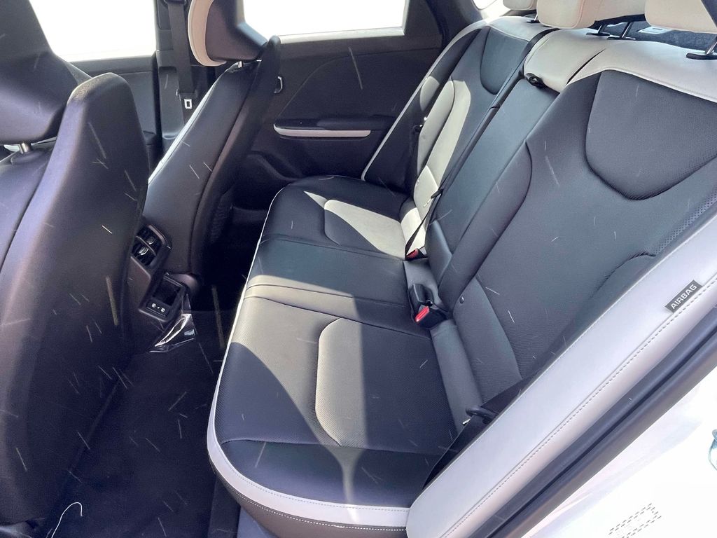 2025 Kia K4 GT-Line Turbo - Snow White Pearl exterior view 9