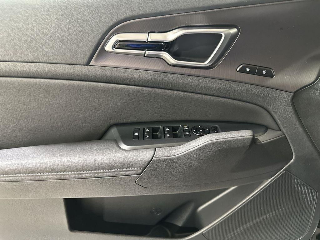 2026 Kia Sportage SX-Prestige - Panthera Metal Gray exterior view 14