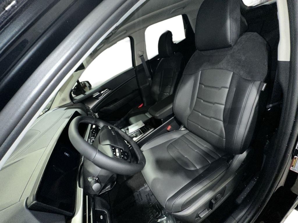 2026 Kia Sportage SX-Prestige - EBONY BLACK exterior view 12