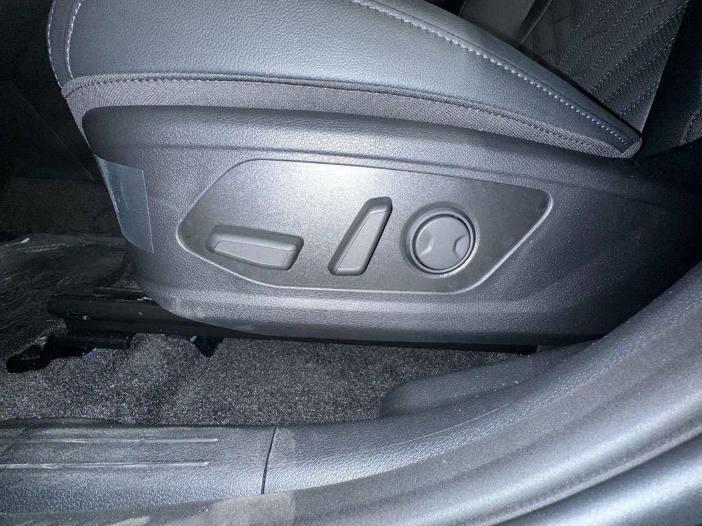 2026 Kia Sportage PHEV X-Line Prestige - VESTA BLUE exterior view 13