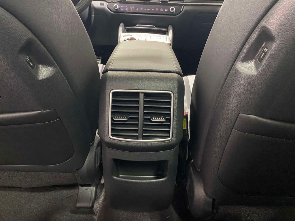 2026 Kia Sportage PHEV X-Line Prestige - WOLF GRAY exterior view 12
