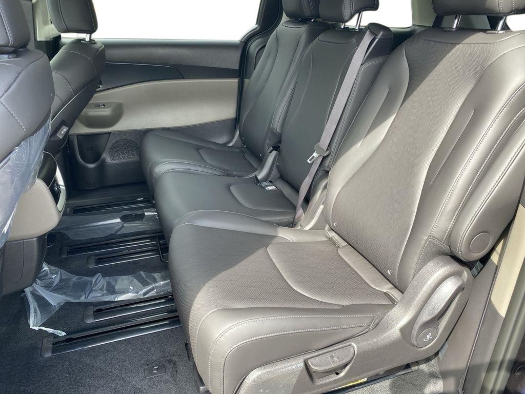 2026 Kia Carnival LXS - Deep Chroma Blue exterior view 16