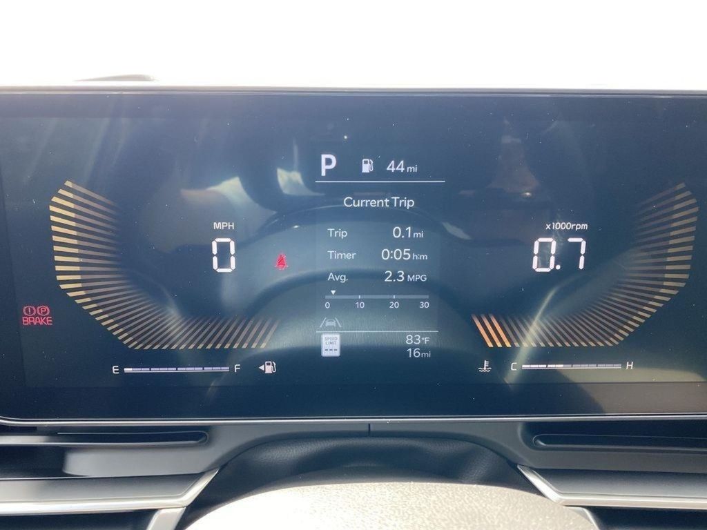 2026 Kia Carnival LXS - FLARE RED exterior view 9