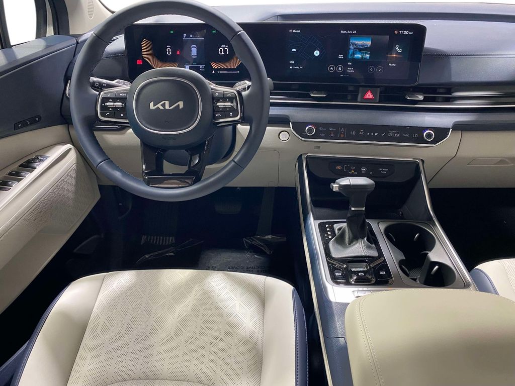 2026 Kia Carnival EX - IVORY SILVER exterior view 10