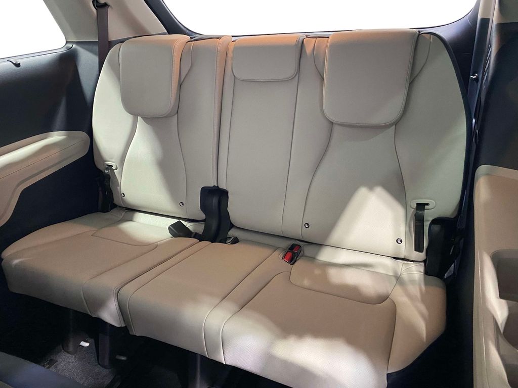 2026 Kia Carnival EX - IVORY SILVER exterior view 13