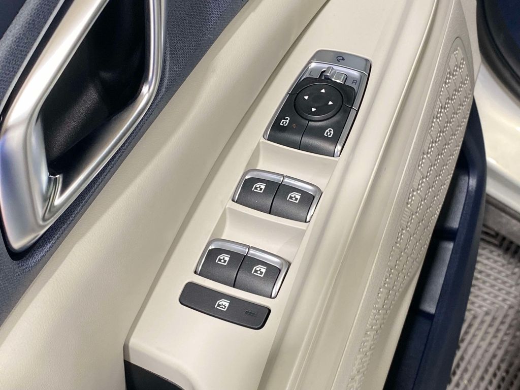2026 Kia Carnival EX - IVORY SILVER exterior view 18