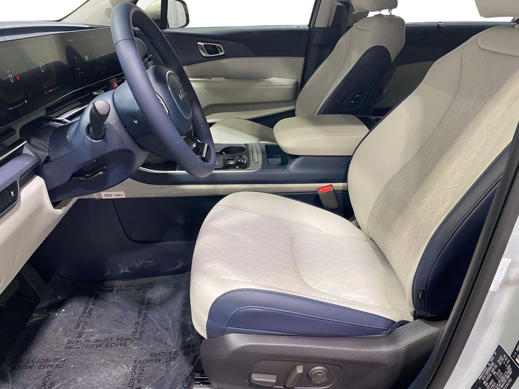 2026 Kia Carnival EX - IVORY SILVER exterior view 14