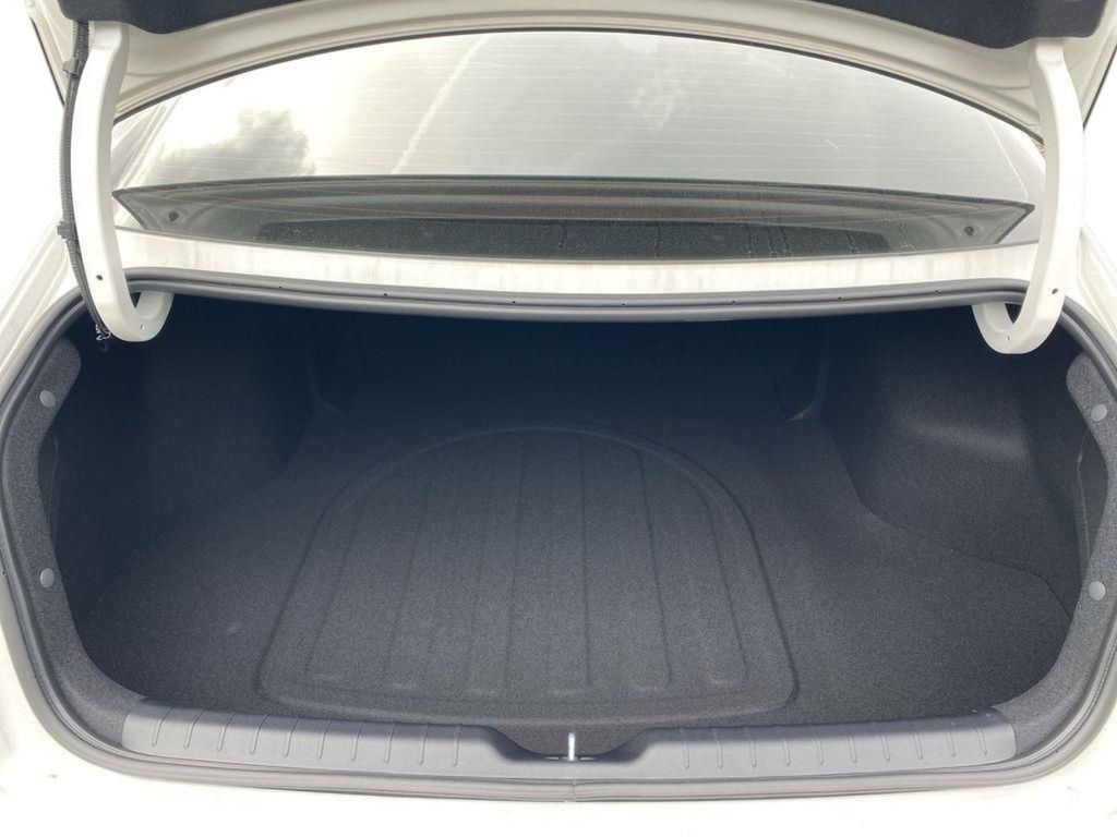 2025 Kia K4 LX - Snow White Pearl exterior view 18