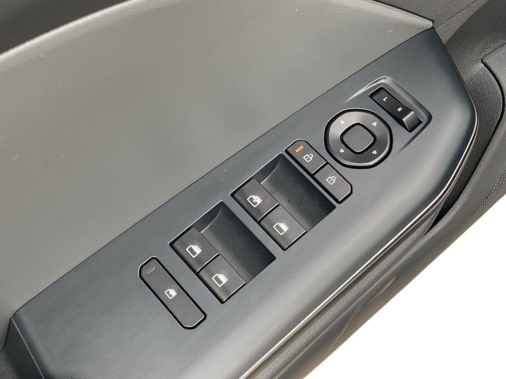 2025 Kia K4 LX - Snow White Pearl exterior view 12