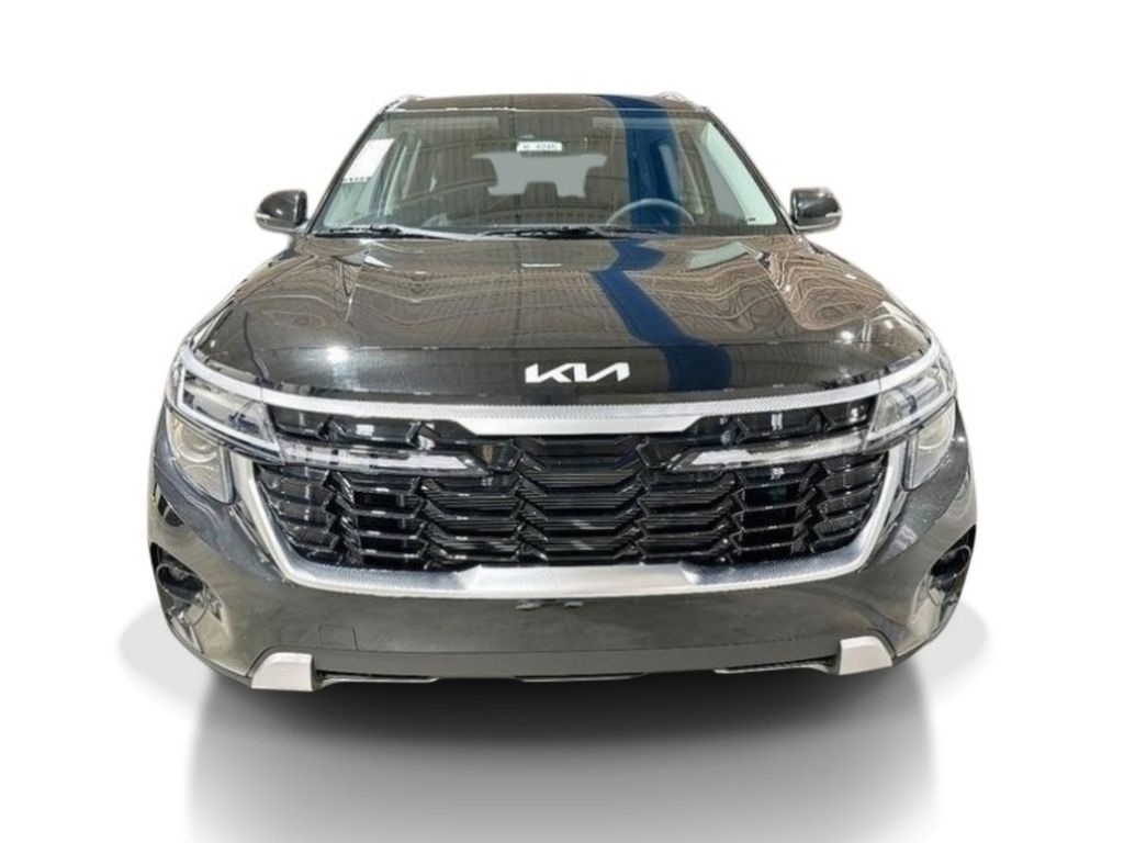 2026 Kia Seltos EX - FUSION BLACK exterior view 3