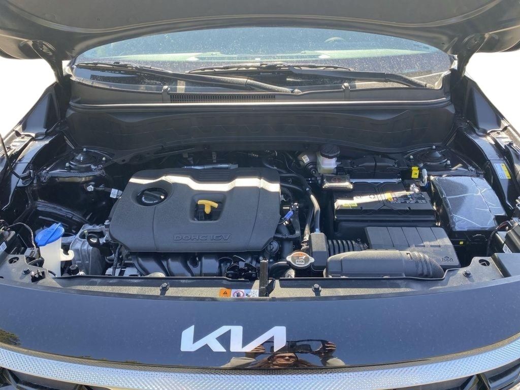 2026 Kia Seltos EX - FUSION BLACK exterior view 18