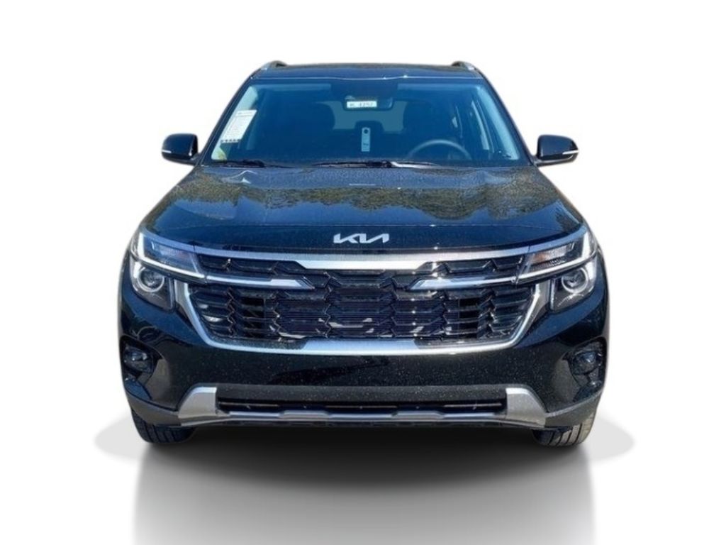 2026 Kia Seltos EX - FUSION BLACK exterior view 3