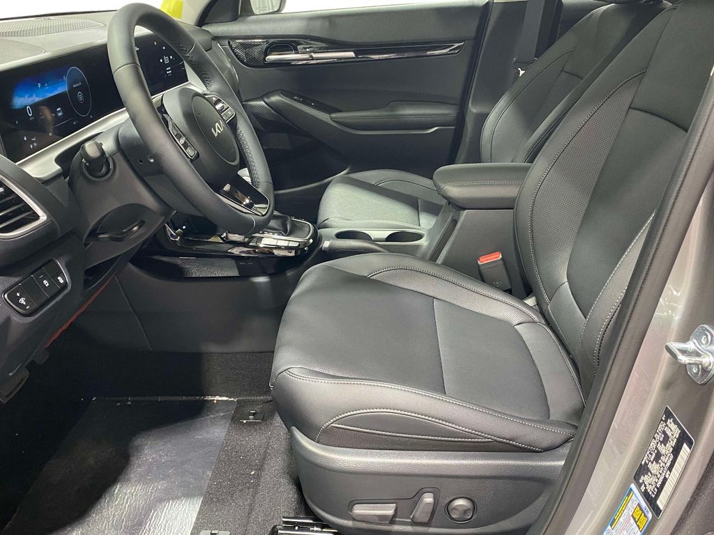 2026 Kia Seltos EX - STEEL GRAY exterior view 14
