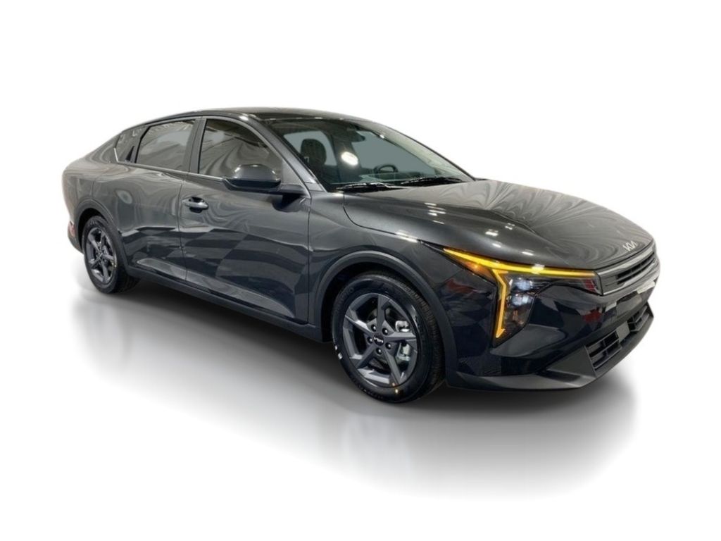 2026 Kia K4 LXS - Interstellar Gray exterior view 2