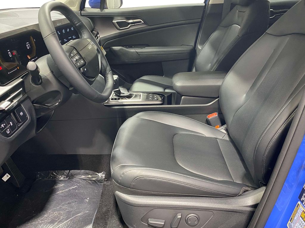 2026 Kia Sportage EX - Nebular Blue exterior view 16