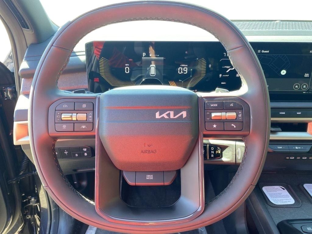 2027 Kia Telluride LX - PANTHERA METAL exterior view 10