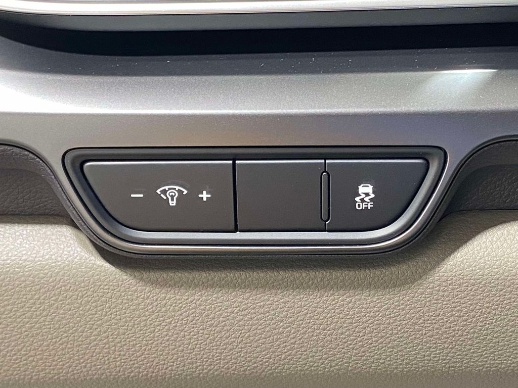 2026 Kia Carnival LXS - Snow White Pearl exterior view 19