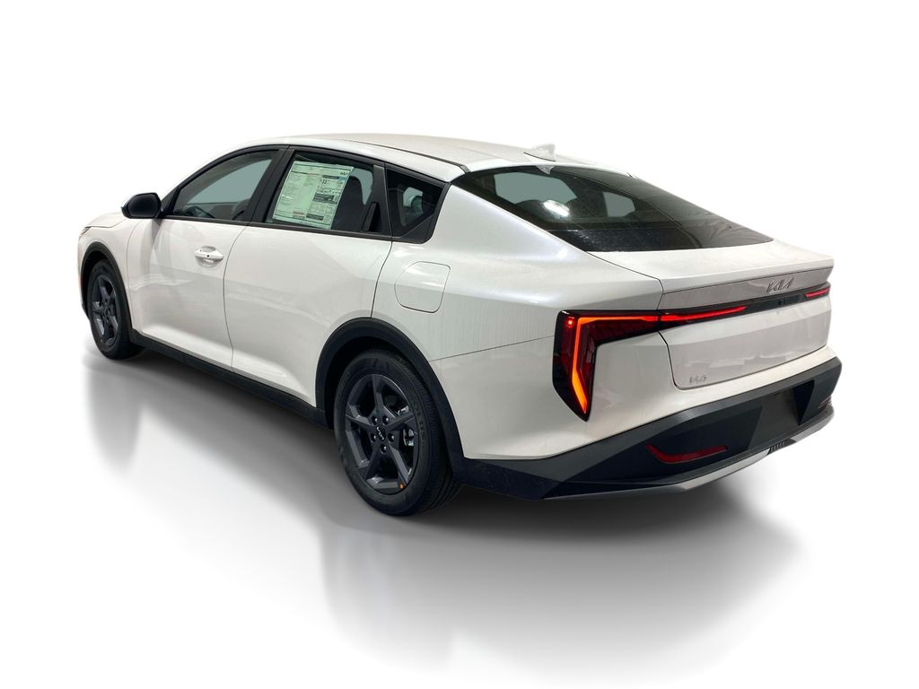 2026 Kia K4 LXS - Snow White Pearl exterior view 2