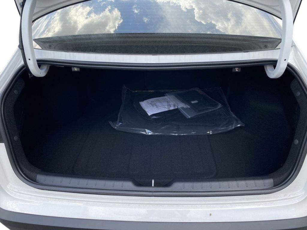 2026 Kia K4 LXS - Snow White Pearl exterior view 20