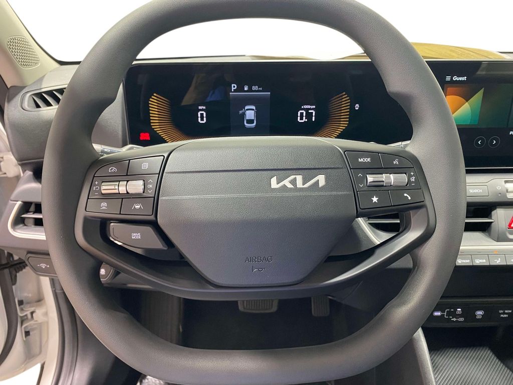 2026 Kia K4 LXS - Snow White Pearl exterior view 20