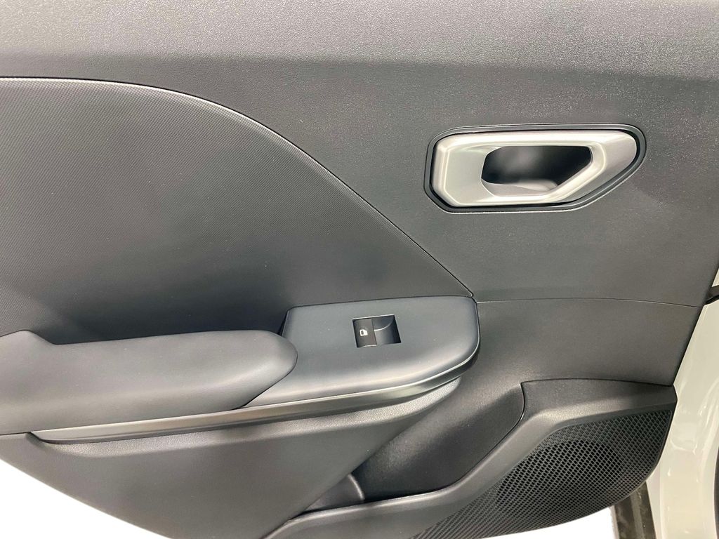 2026 Kia K4 LXS - Snow White Pearl exterior view 13