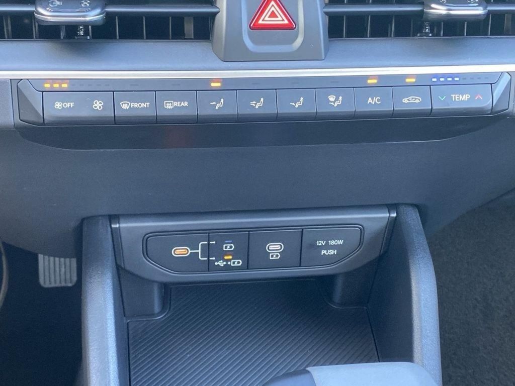 2026 Kia K4 LXS - Snow White Pearl exterior view 16