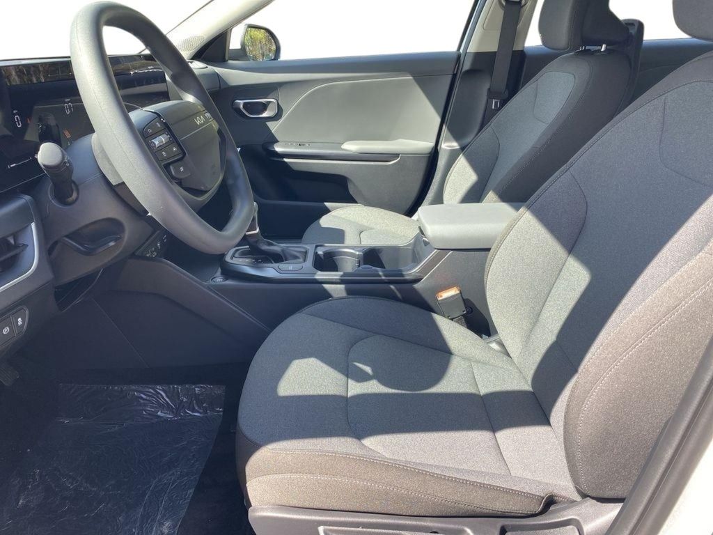 2026 Kia K4 LXS - Snow White Pearl exterior view 12