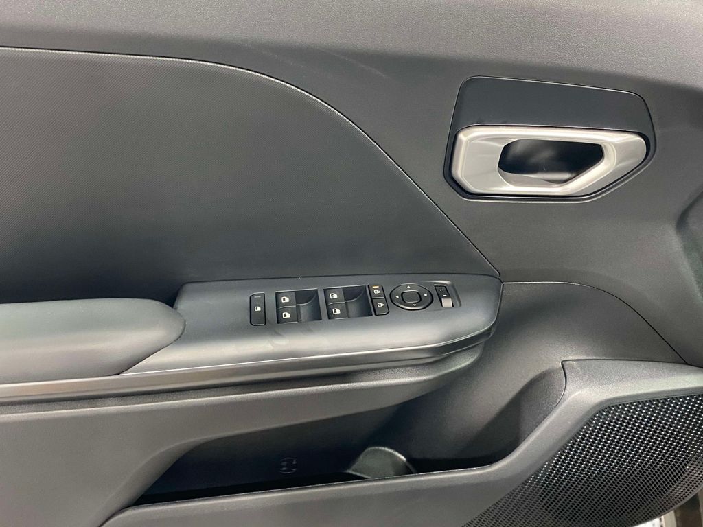 2026 Kia K4 LXS - STEEL GRAY exterior view 17
