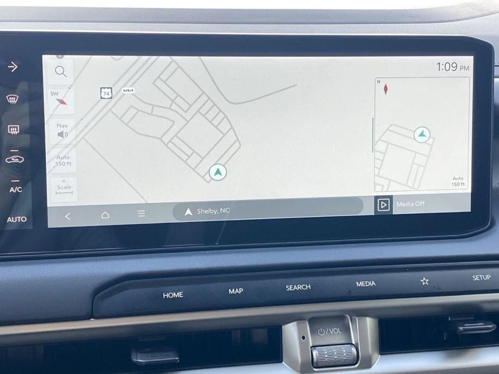 2027 Kia Telluride LX - EBONY BLACK exterior view 19