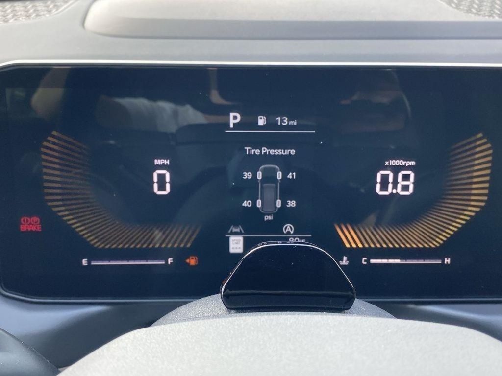 2027 Kia Telluride LX - EBONY BLACK exterior view 9