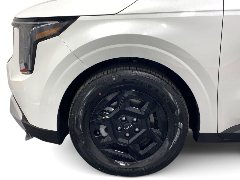 2026 Kia Carnival LXS - Snow White Pearl exterior view 17